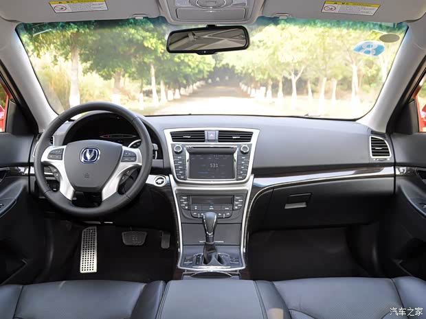 長(zhǎng)安長(zhǎng)安汽車(chē)睿騁2013款 1.8T 自動(dòng)旗艦型 長(zhǎng)安長(zhǎng)安汽車(chē)睿騁2013款 1.8T 自動(dòng)旗艦型