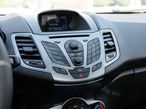 ���껪 2013�� ���� 1.5L �Զ�Ʒ����