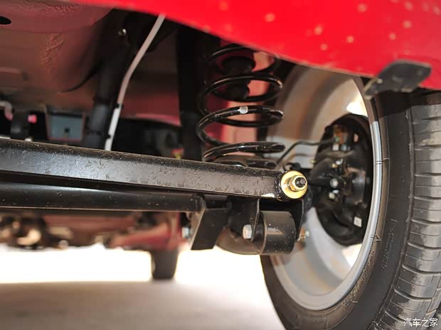 奇瑞汽车 奇瑞QQ 2013款 1.0L 手动快乐版