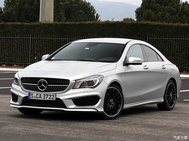 奔驰奔驰(进口)奔驰CLA级2013款 CLA250 奔驰奔驰(进口)奔驰CLA级2013款 CLA250