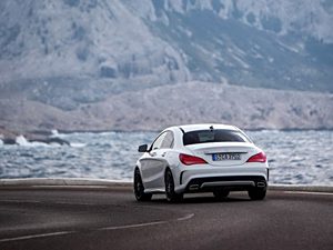 YY(M(jn))YCLA(j)2013 CLA250 4MATIC