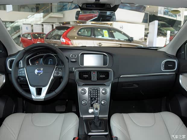 沃尔沃沃尔沃(进口)沃尔沃V402013款 2.0T T4 智雅版