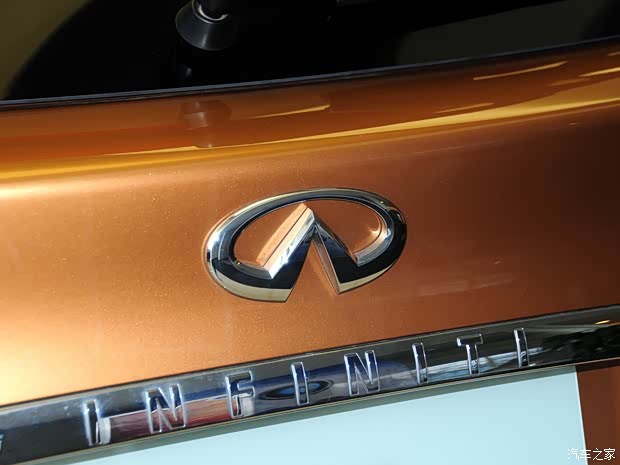 英菲尼迪英菲尼迪英菲尼迪FX2013款 FX37 標(biāo)準(zhǔn)版