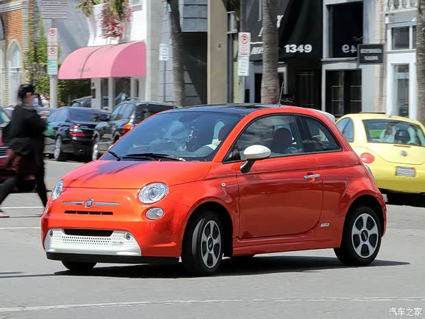 菲亞特(進(jìn)口) 菲亞特500 2013款 500e