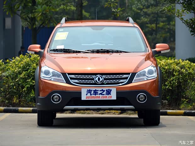 東風(fēng)風(fēng)神東風(fēng)乘用車風(fēng)神H302013款 Cross 1.6L 手動(dòng)尊尚型 東風(fēng)風(fēng)神東風(fēng)乘用車風(fēng)神H302013款 Cross 1.6L 手動(dòng)尊尚型