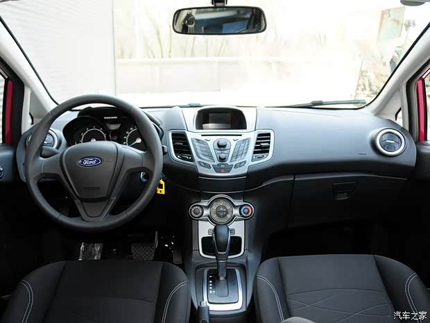 长安福特 嘉年华 2013款 两厢 1.5L 自动时尚型