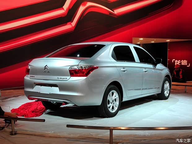 雪鐵龍東風(fēng)雪鐵龍愛麗舍2014款 基本型 雪鐵龍東風(fēng)雪鐵龍愛麗舍2014款 基本型