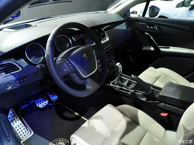 标致东风标致标致5082013款 2.3L 罗兰加洛斯版