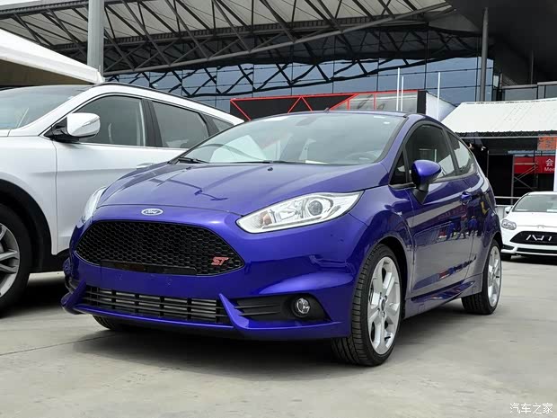 福特福特(進(jìn)口)嘉年華(進(jìn)口)2012款 三門兩廂版 ST