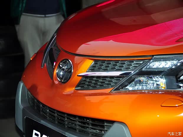 丰田一汽丰田丰田RAV42014款 基本型