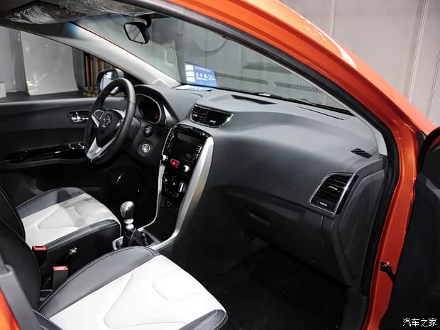 江淮江淮汽車和悅A202013款 基本型 江淮江淮汽車和悅A202013款 基本型