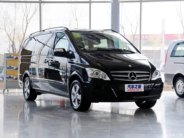 奔驰福建奔驰唯雅诺2013款 3.0L 领航版