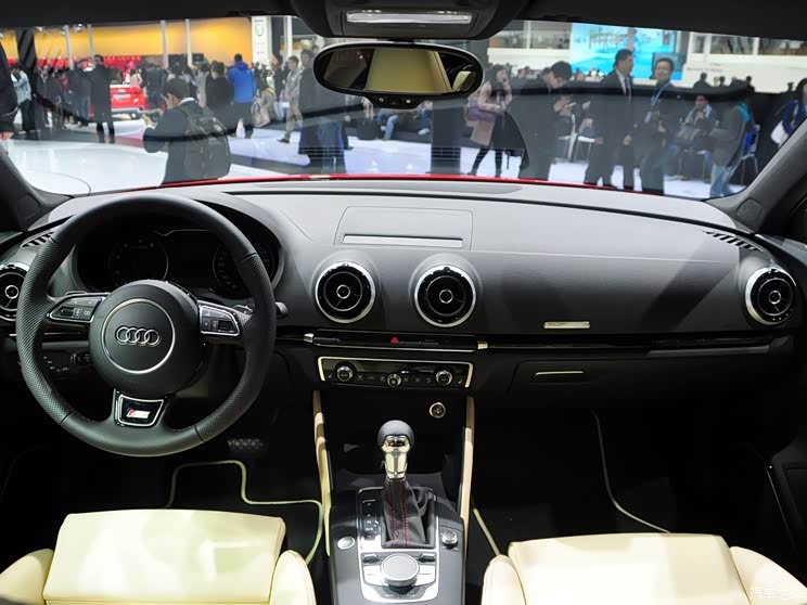 WϊW(M(jn))WA3(M(jn))2014  40 TFSI quattro