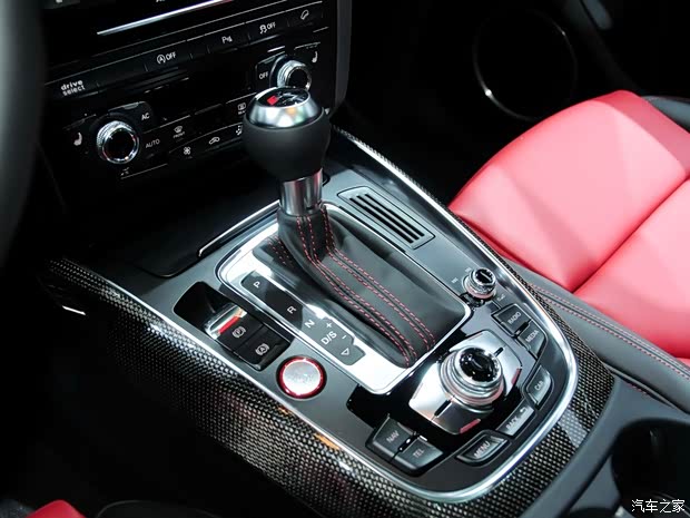 奧迪奧迪(進(jìn)口)奧迪SQ52013款 3.0TFSI 基本型