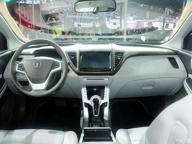 納智捷東風(fēng)裕隆納智捷S52013款 基本型 納智捷東風(fēng)裕隆納智捷S52013款 基本型