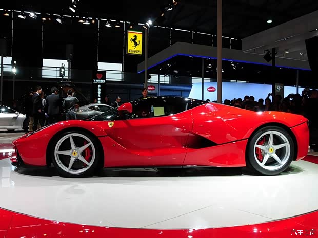 法拉利法拉利LaFerrari2013款 基本型
