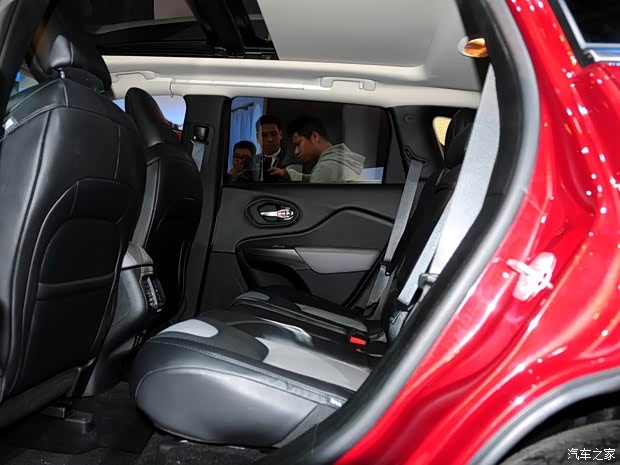 JeepJeep自由光2014款 基本型