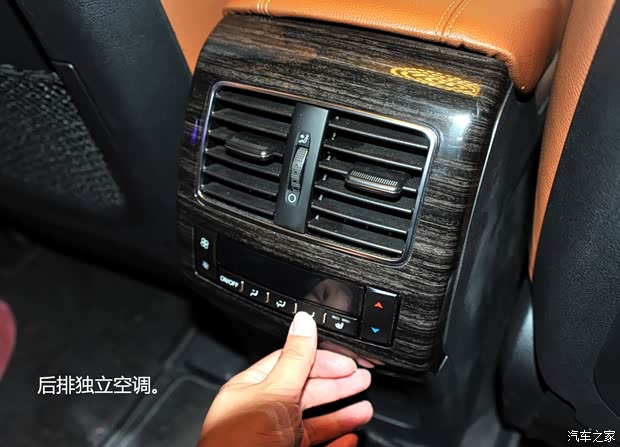 哈弗长城汽车哈弗H82013款 基本型