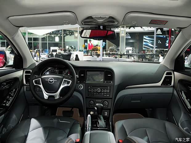 海马海马汽车海马M82012款 基本型