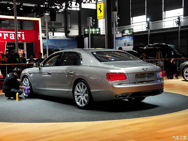 宾利宾利飞驰2014款 6.0 四座基本型 宾利宾利飞驰2014款 6.0 四座基本型