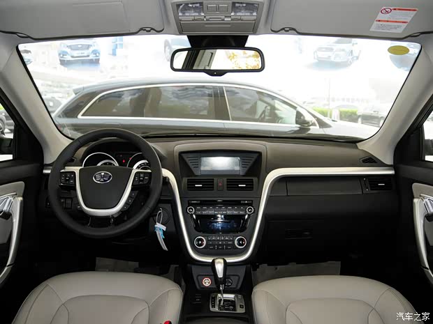 奔腾一汽奔腾奔腾X802013款 2.0L 自动豪华型 奔腾一汽奔腾奔腾X802013款 2.0L 自动豪华型