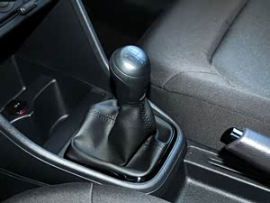 �ݴ� 2013�� 1.6L �ֶ�ʱ����