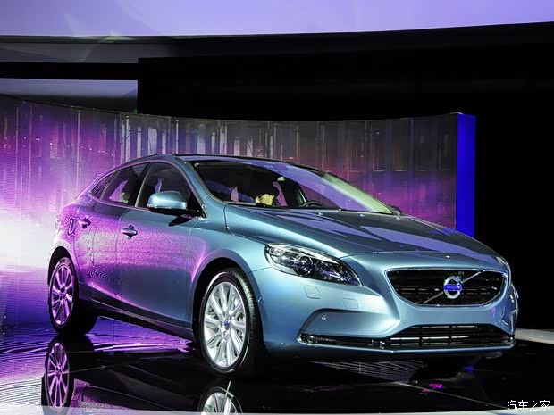 沃尔沃沃尔沃(进口)沃尔沃V402013款 2.0T T5 智尊版