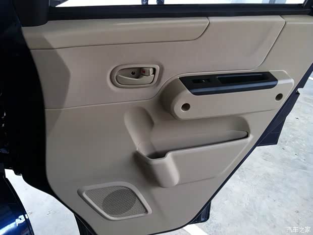 一汽一汽吉林佳宝V802013款 1.0L基本型 一汽一汽吉林佳宝V802013款 1.0L基本型