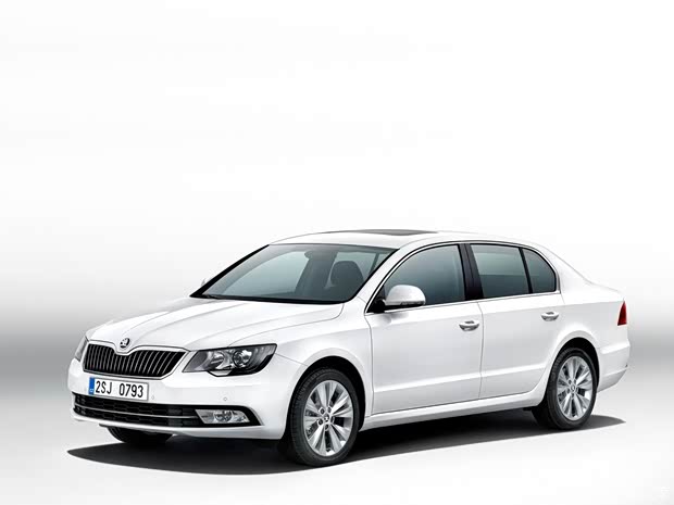 斯柯達(dá)斯柯達(dá)(進(jìn)口)昊銳(海外)2014款 基本型 斯柯達(dá)斯柯達(dá)(進(jìn)口)昊銳(海外)2014款 基本型