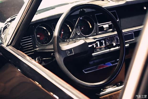 DS雪铁龙(进口)DS231973款 基本型 DS雪铁龙(进口)DS231973款 基本型