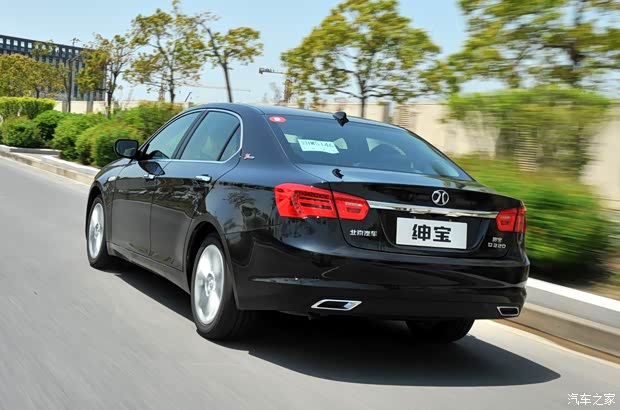 绅宝北京汽车绅宝2013款 2.3T 精英版 绅宝北京汽车绅宝2013款 2.3T 精英版