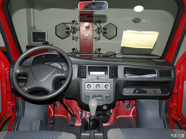 五菱汽車上汽通用五菱五菱之光2013款 1.0L基本型