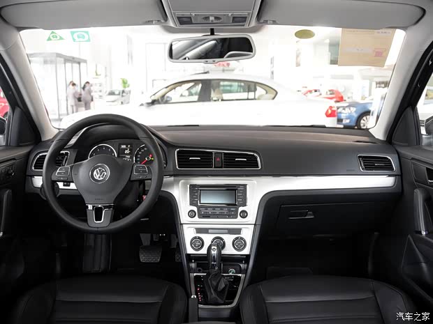 大众上海大众朗逸2013款 改款 1.6L 自动豪华版 大众上海大众朗逸2013款 改款 1.6L 自动豪华版