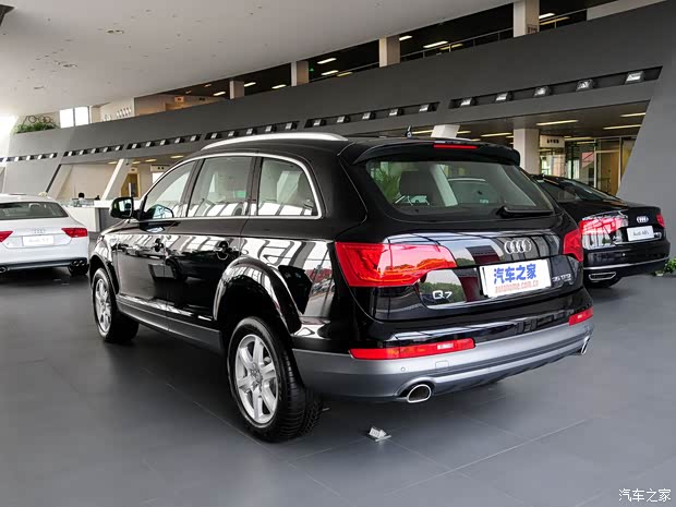 奧迪奧迪(進口)奧迪Q72014款 35 TFSI 進取型 奧迪奧迪(進口)奧迪Q72014款 35 TFSI 進取型