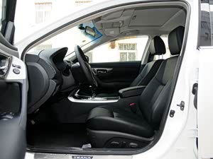 ���� 2013�� 2.0L XL-NAVI�����