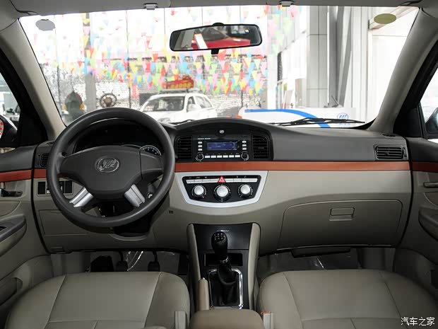 重庆力帆 力帆620 2012款 1.5L 手动舒适B型 重庆力帆 力帆620 2012款 1.5L 手动舒适B型