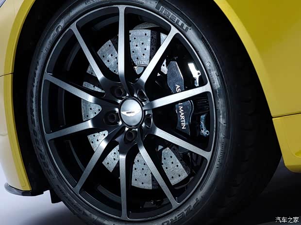 阿斯顿·马丁阿斯顿·马丁V12 Vantage2014款 6.0 S