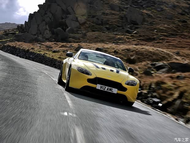 阿斯顿·马丁阿斯顿·马丁V12 Vantage2014款 6.0 S 阿斯顿·马丁阿斯顿·马丁V12 Vantage2014款 6.0 S