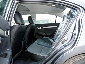 ˼�� 2013�� ʮ������� 1.8L �Զ�������