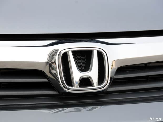 本田东风本田思域2013款 十周年纪念 1.8L 自动豪华版 本田东风本田思域2013款 十周年纪念 1.8L 自动豪华版