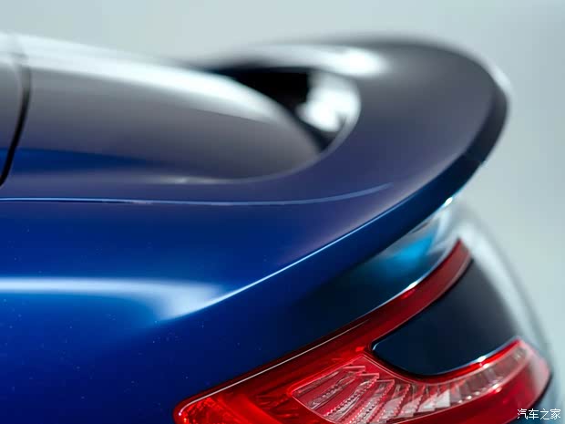 阿斯顿·马丁阿斯顿·马丁Vanquish2014款 Volante