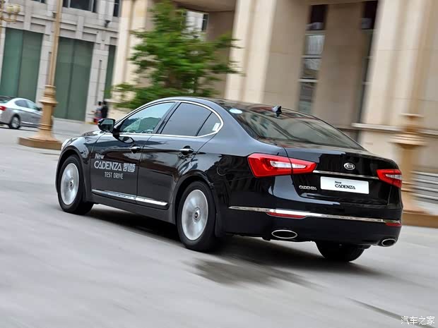 起亞起亞(進口)凱尊2013款 2.4L 旗艦型 國IV 起亞起亞(進口)凱尊2013款 2.4L 旗艦型 國IV