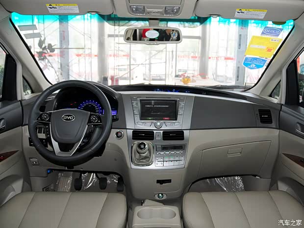 比亚迪比亚迪比亚迪M62013款 2.4L 手动豪华型