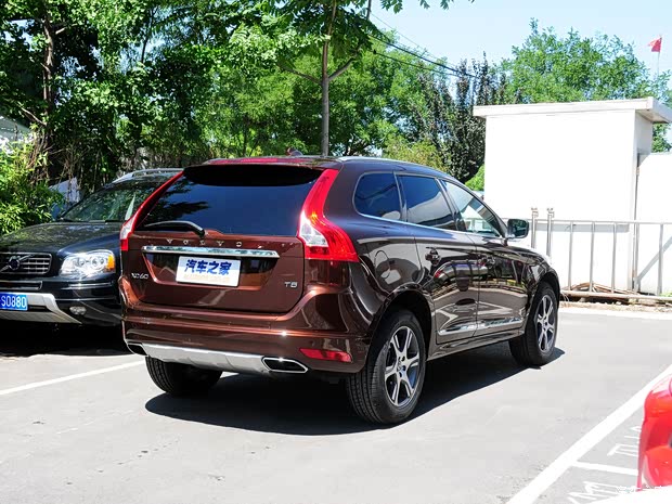 沃尔沃沃尔沃(进口)沃尔沃XC602014款 T5 基本型 沃尔沃沃尔沃(进口)沃尔沃XC602014款 T5 基本型