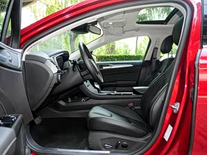 �ɵ�ŷ2013�� 2.0L GTDi240�����˶���