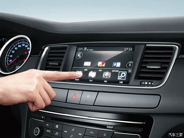 標(biāo)致東風(fēng)標(biāo)致標(biāo)致5082013款 2.3L 自動(dòng)旗艦兩周年紀(jì)念版