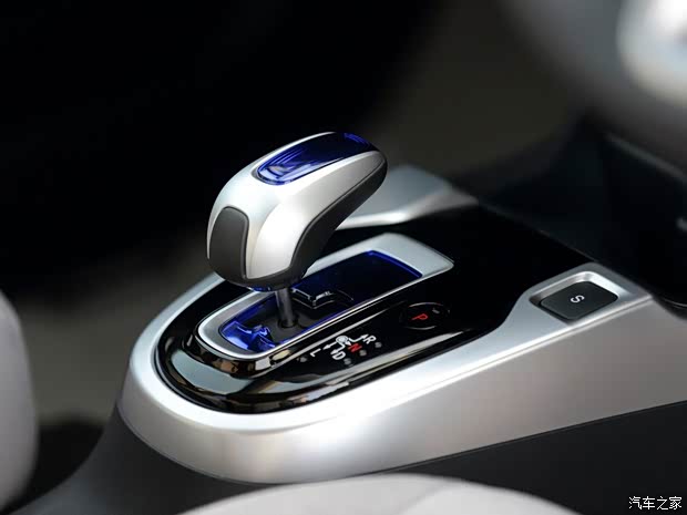 本田本田(进口)飞度(进口)2014款 Hybrid 本田本田(进口)飞度(进口)2014款 Hybrid