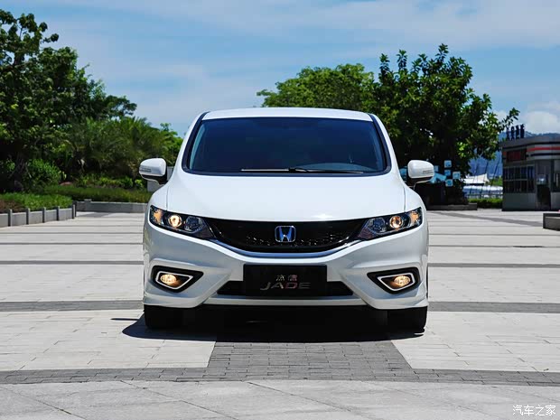 本田東風(fēng)本田杰德2013款 1.8L 自動(dòng)舒適版 6座