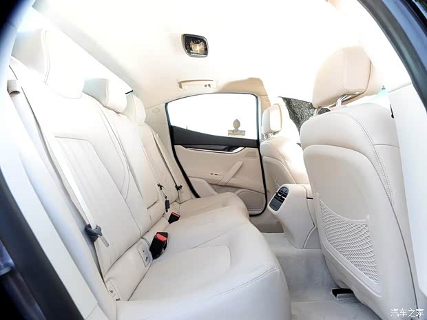 瑪莎拉蒂瑪莎拉蒂Ghibli2014款 3.0T 基本型