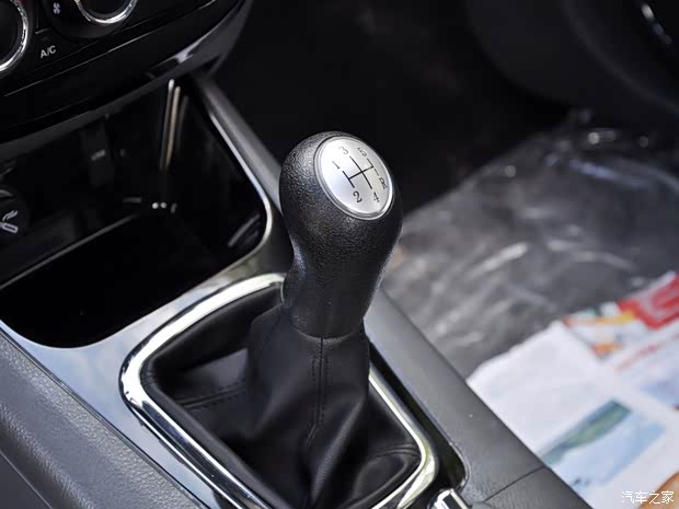 风行东风风行景逸2014款 XL 1.5L 手动豪华型 国IV 风行东风风行景逸2014款 XL 1.5L 手动豪华型 国IV